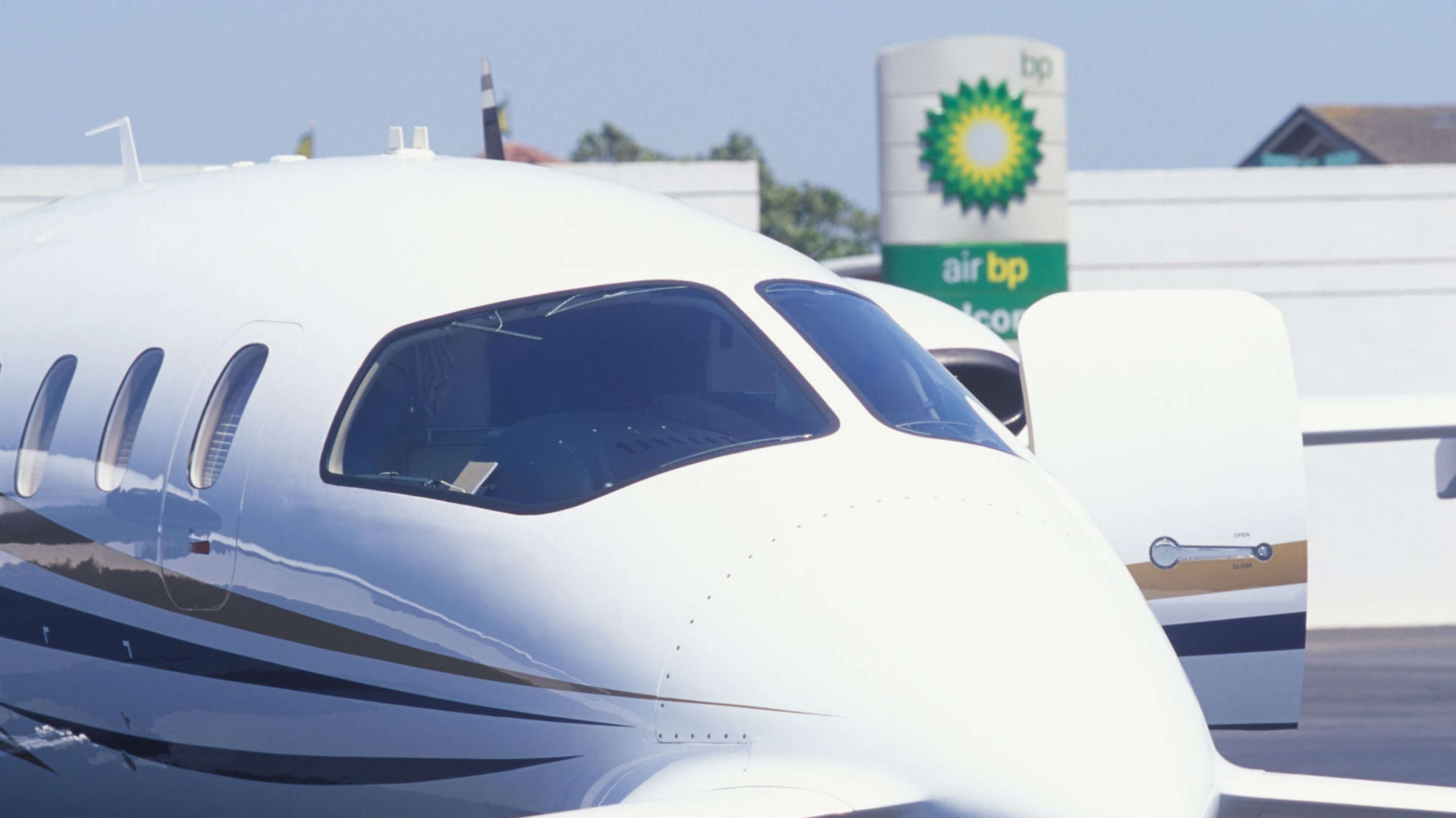 Signature Flight Support >> Air Bp Signs New Agreement With Signature Flight Support News And Signature Flight Support >> Air Bp Signs New Agreement With Signature Flight Support News And