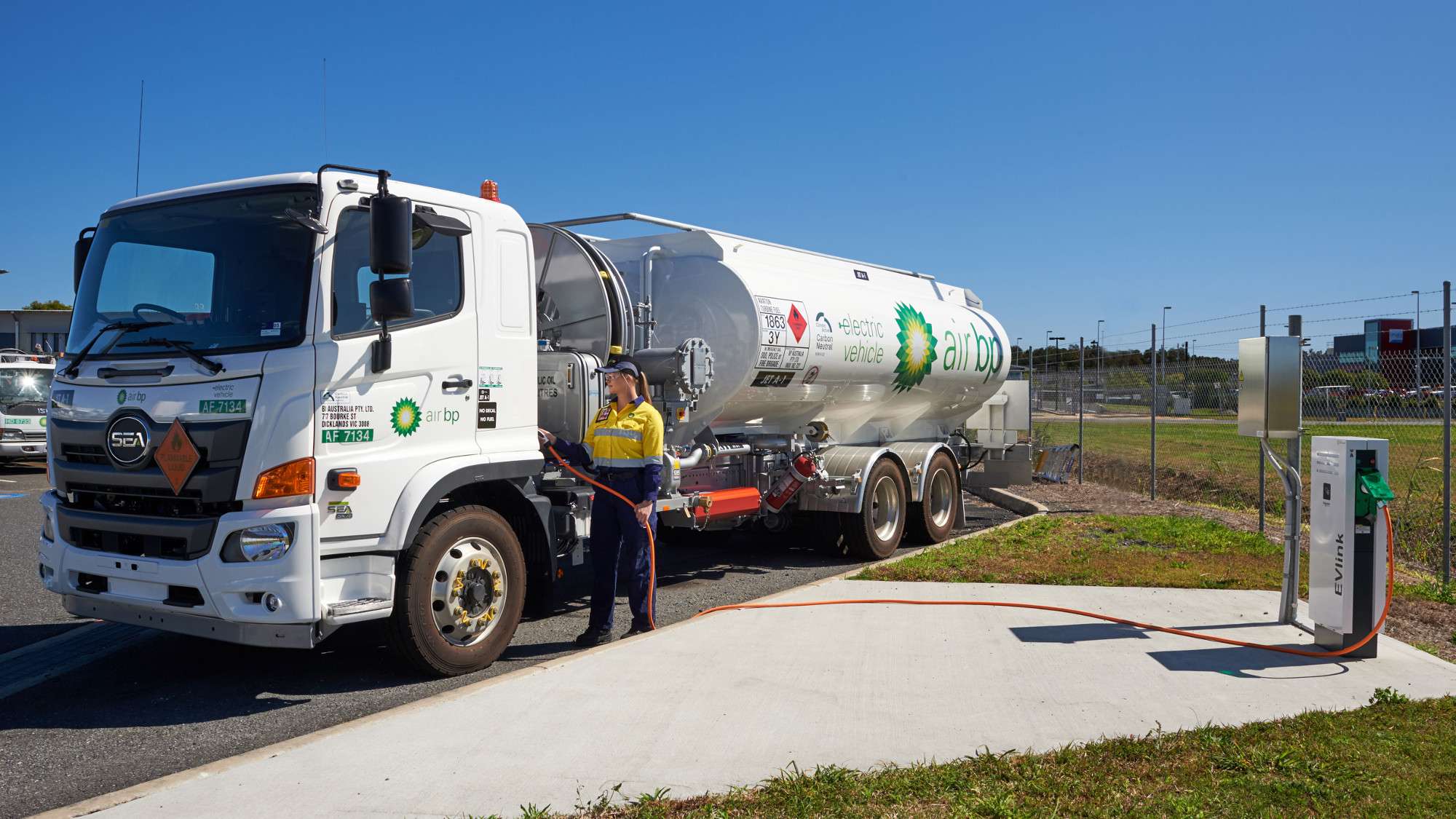 Air bp introduces new customdesigned allelectric refuelling vehicle