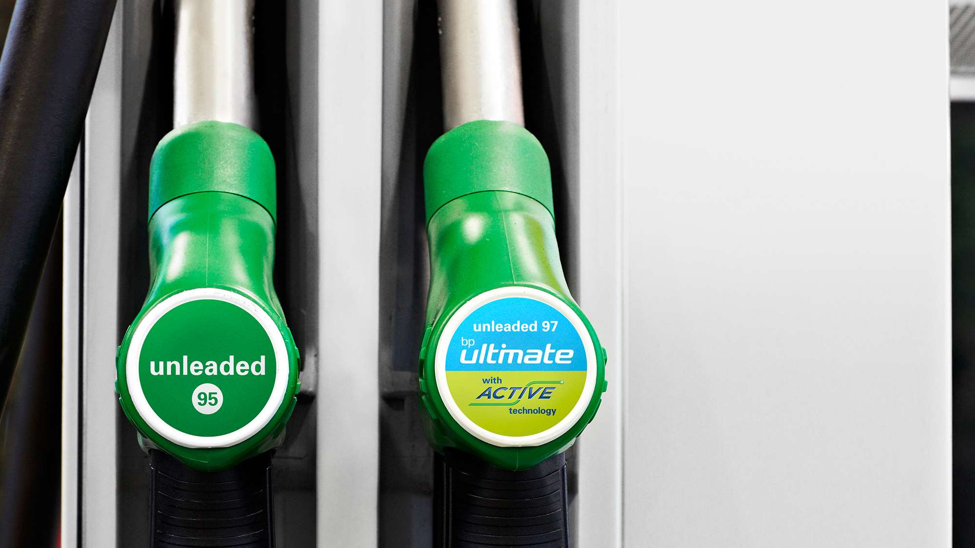 Action tech. BP топливо. BP Ultimate Active. BP 95 Ultimate. БИПИ топливо 95 ультимейт.