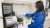 Labor-Mitarbeiterin bp Gelsenkirchen